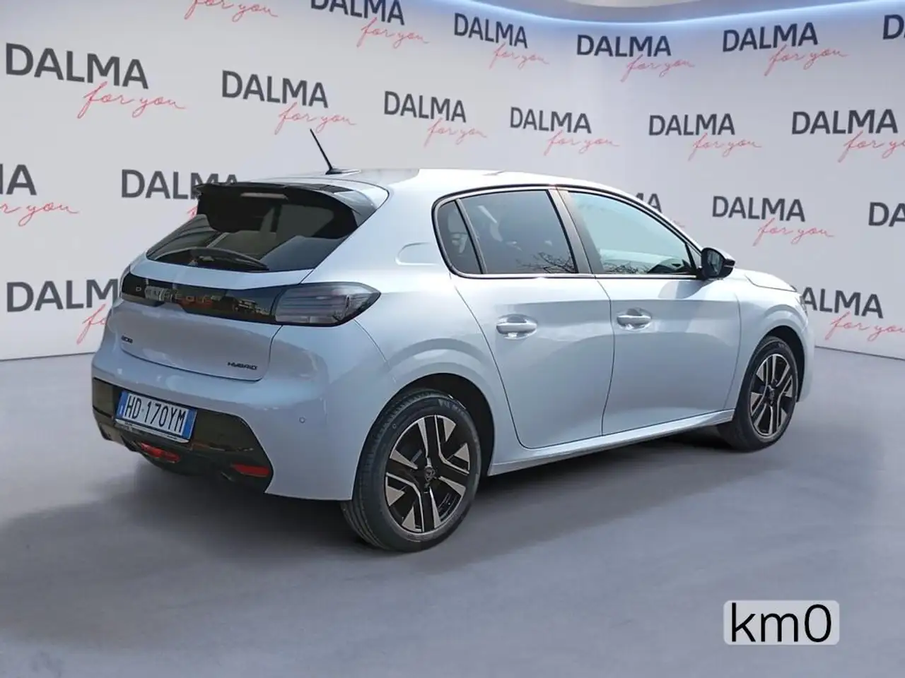 Peugeot 208 5