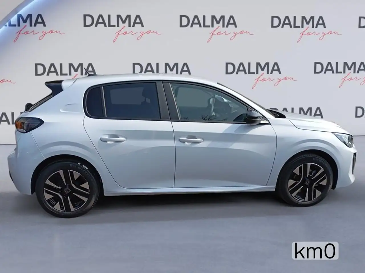 Peugeot 208 6