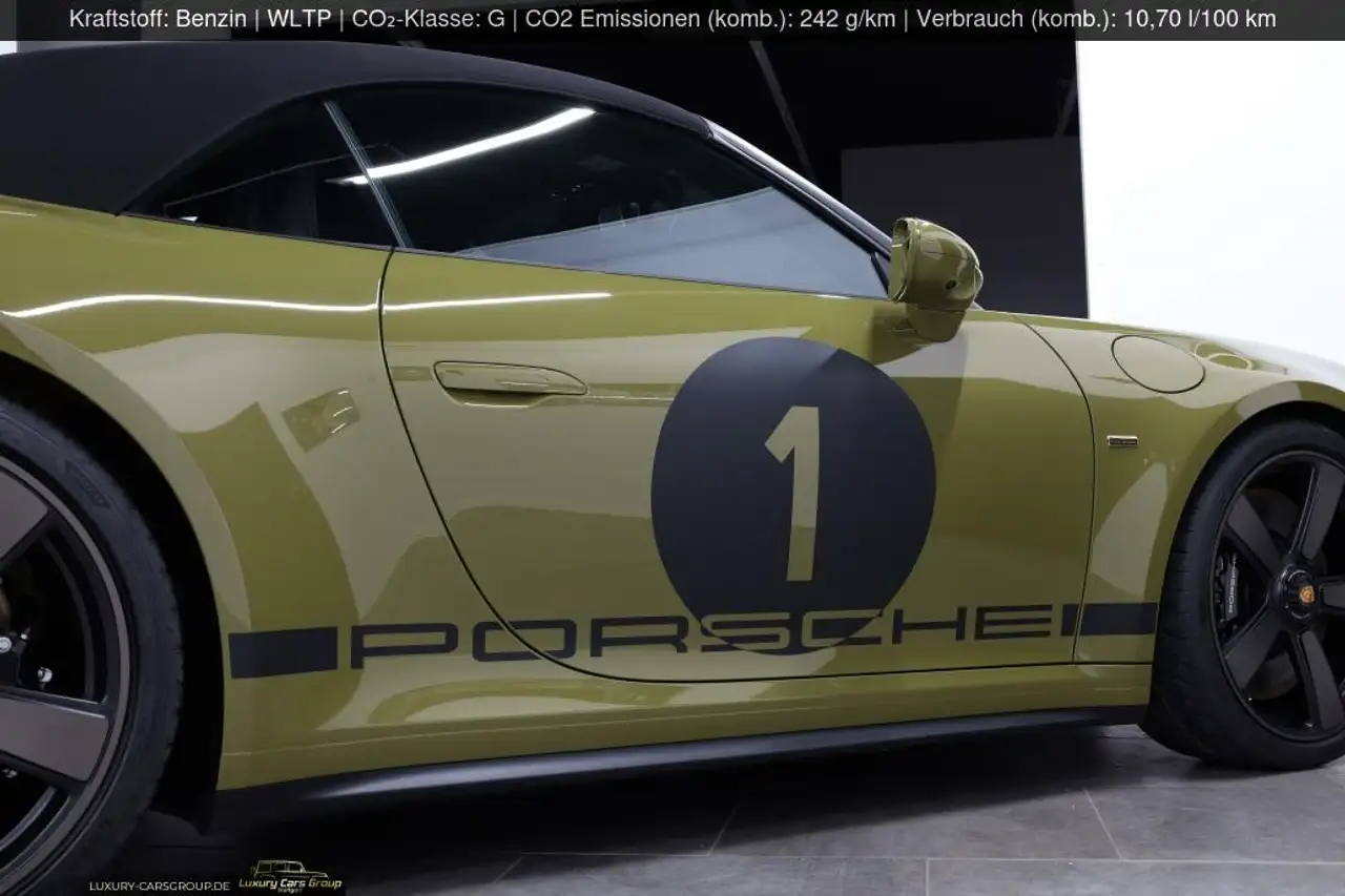 Porsche 992 911 10