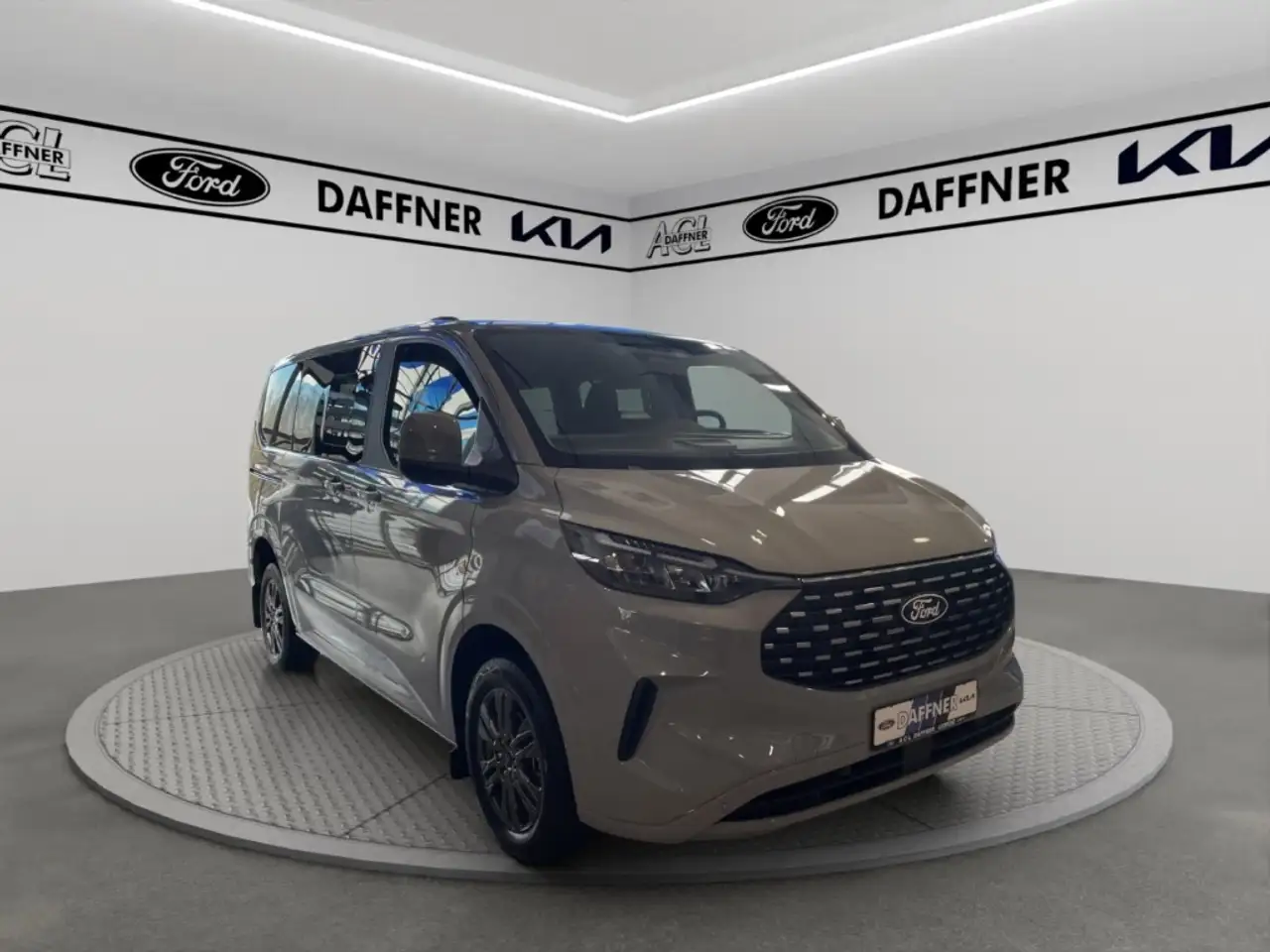 Ford Tourneo 2