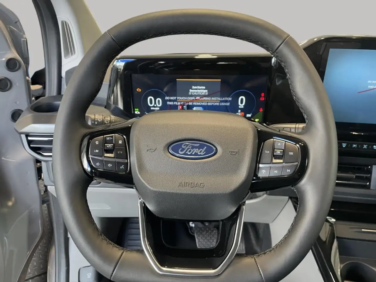 Ford Tourneo 8