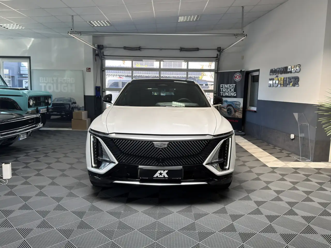 Cadillac Lyriq 2