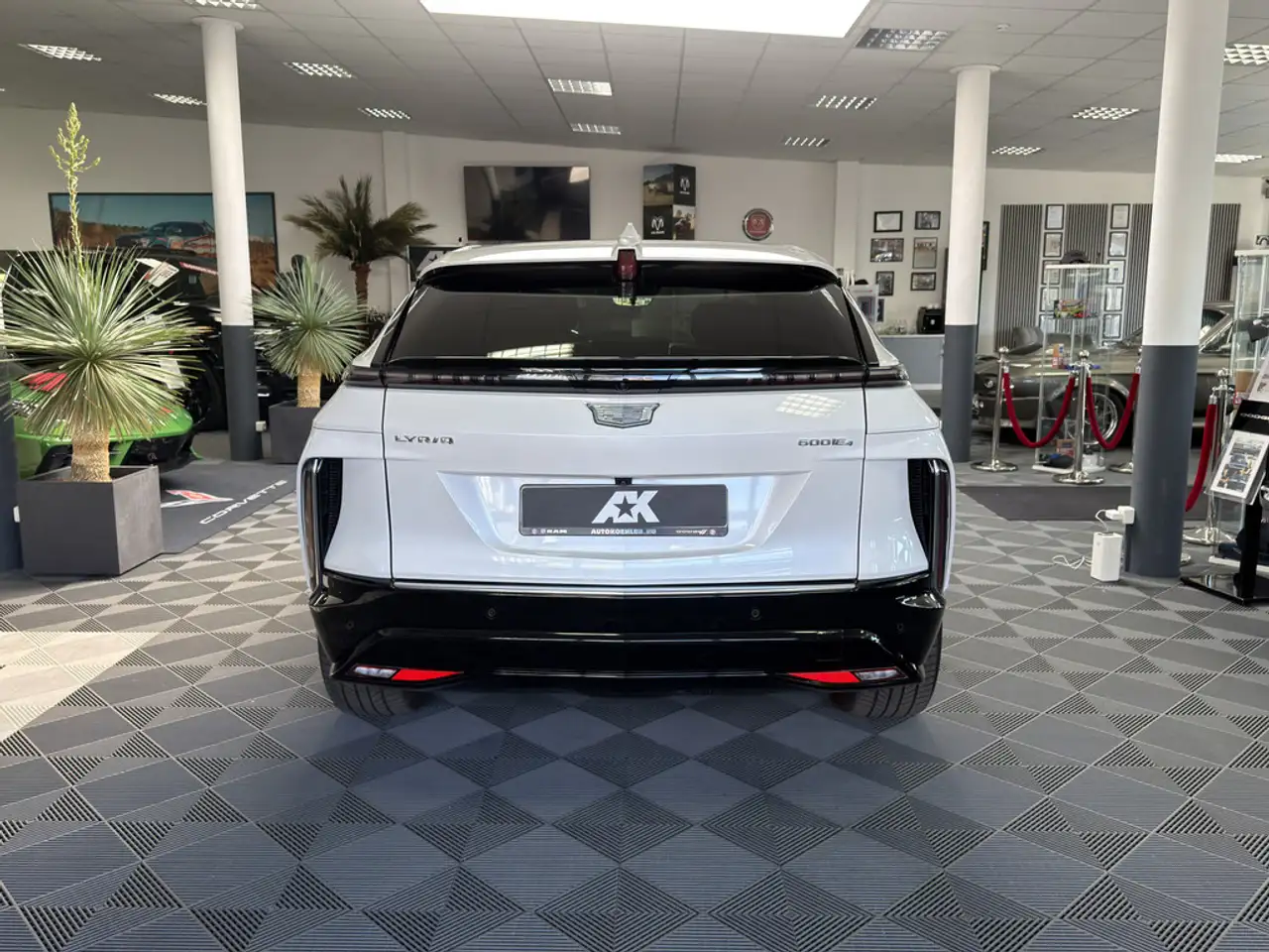 Cadillac Lyriq 5