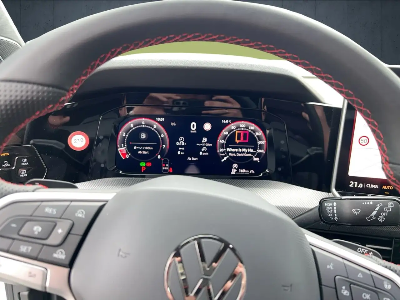 Volkswagen Golf 10