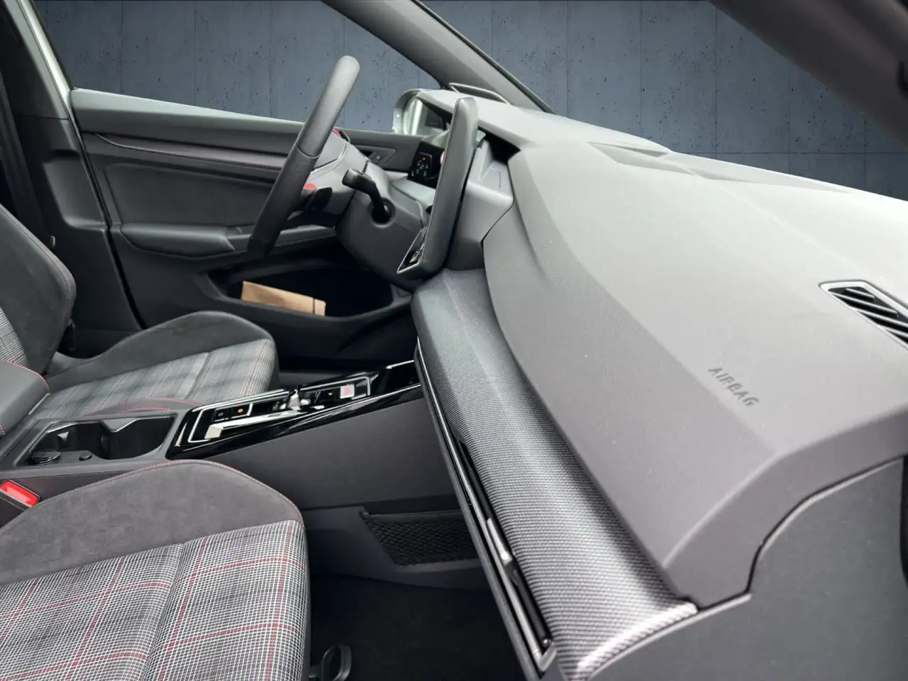 Volkswagen Golf 16