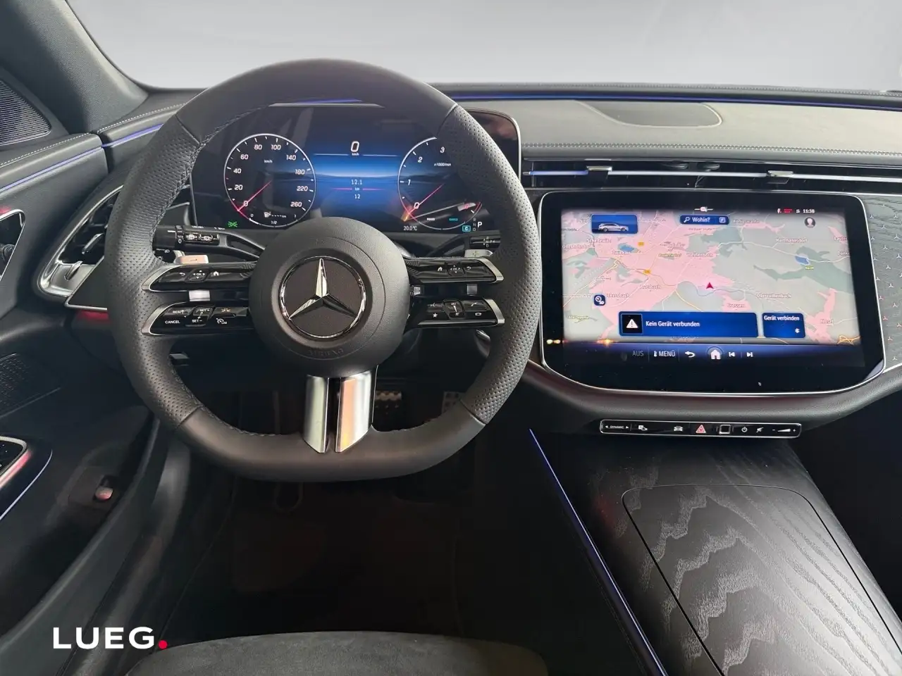 Mercedes-Benz E 220 11