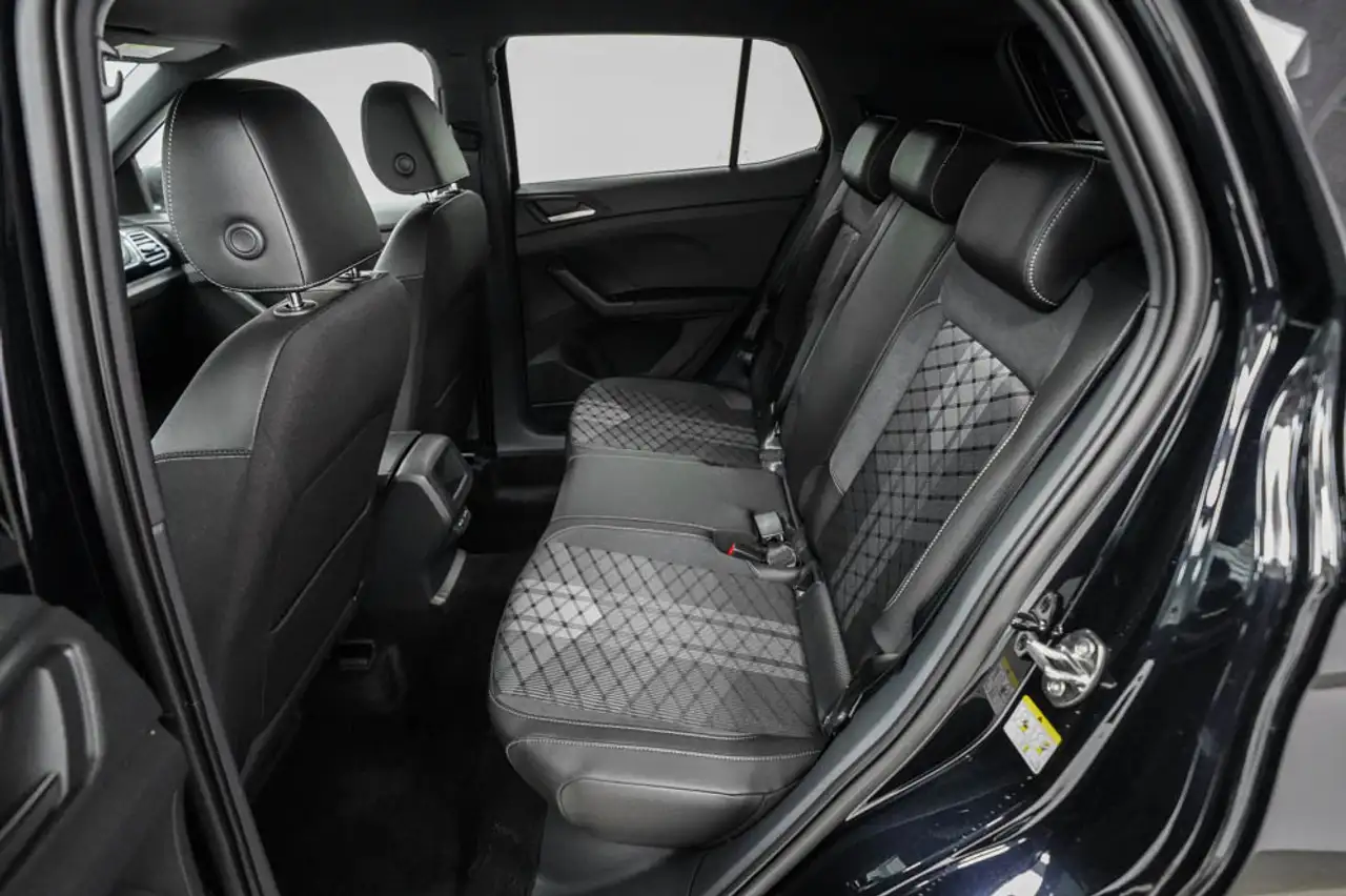 Volkswagen T-Cross 16