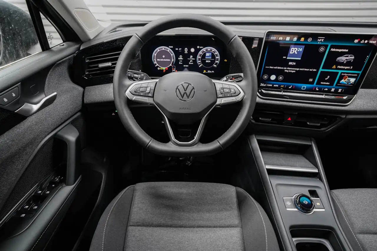 Volkswagen Tiguan 7