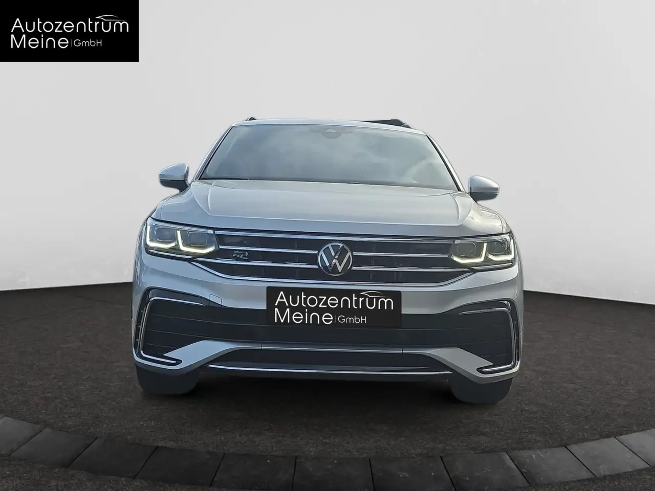 Volkswagen Tiguan 8