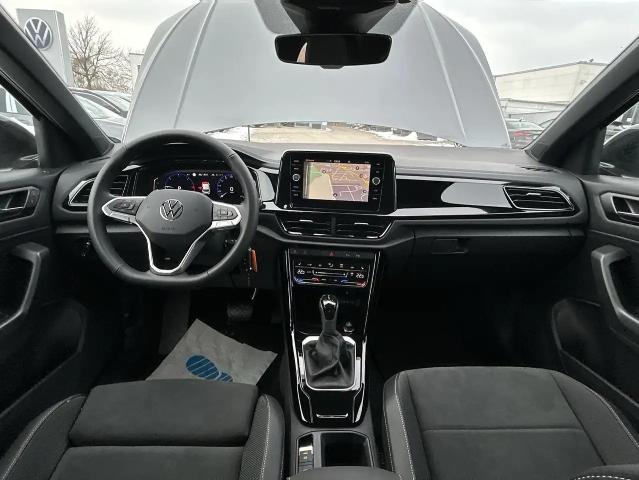 Volkswagen T-Roc 7