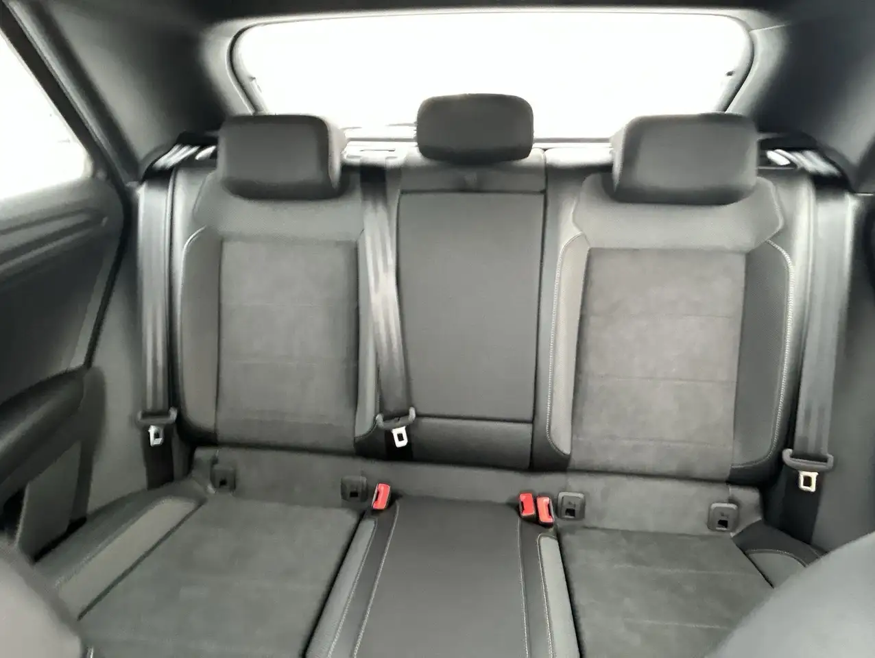 Volkswagen T-Roc 9