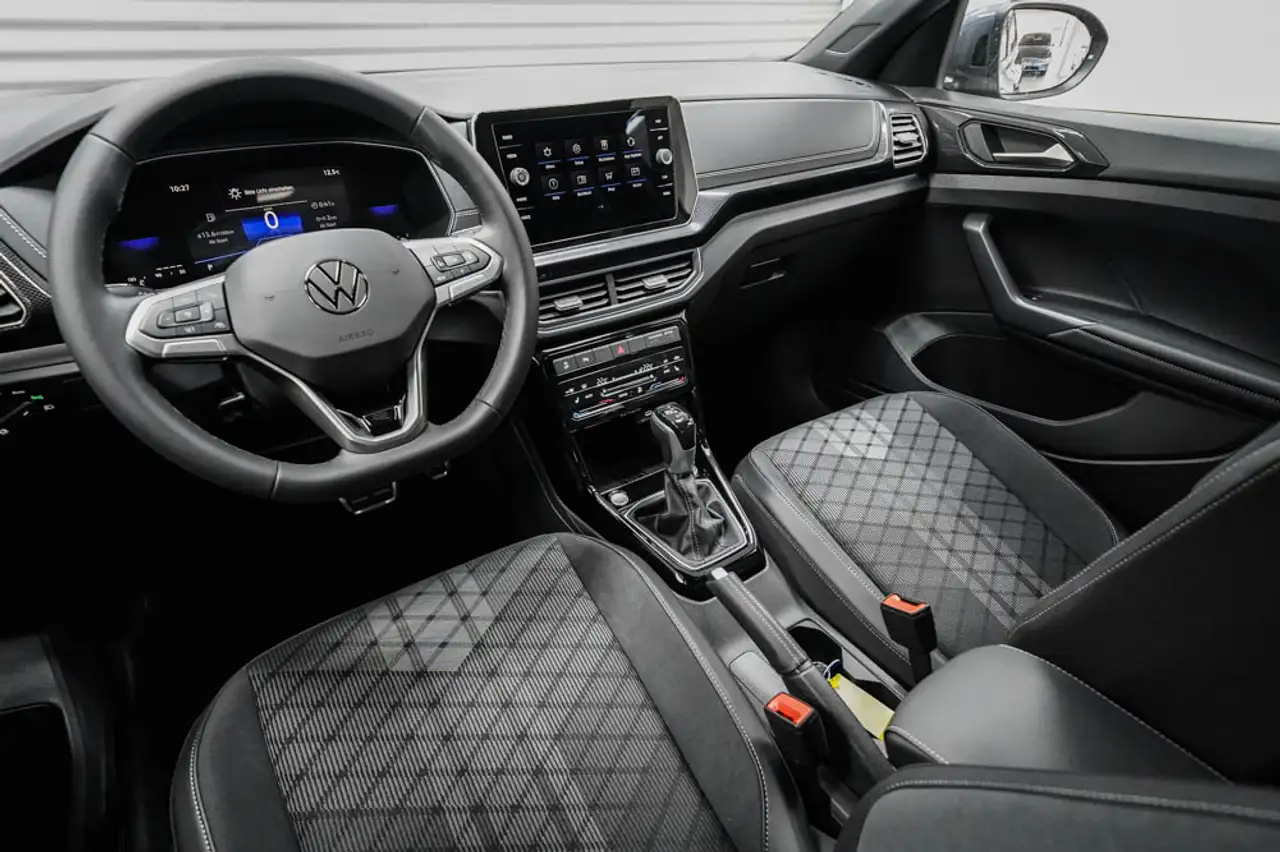 Volkswagen T-Cross 7