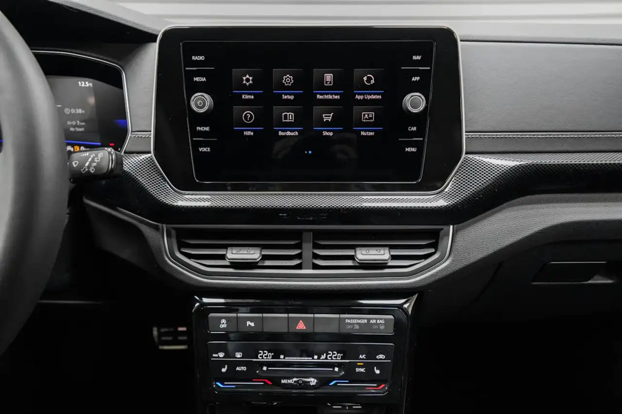 Volkswagen T-Cross 12