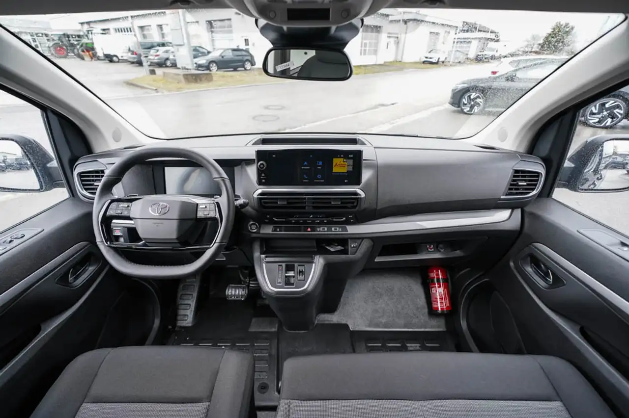 Toyota Proace 7