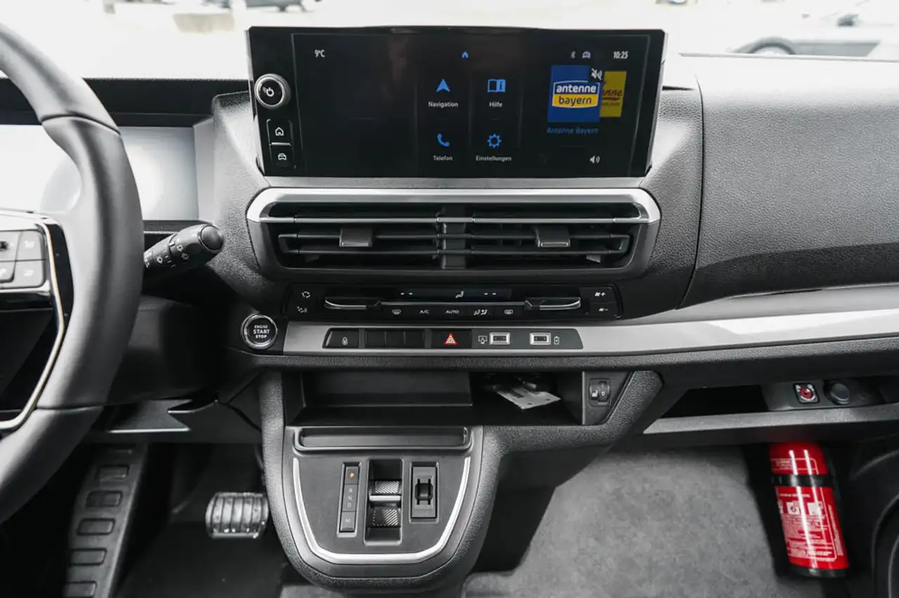Toyota Proace 12