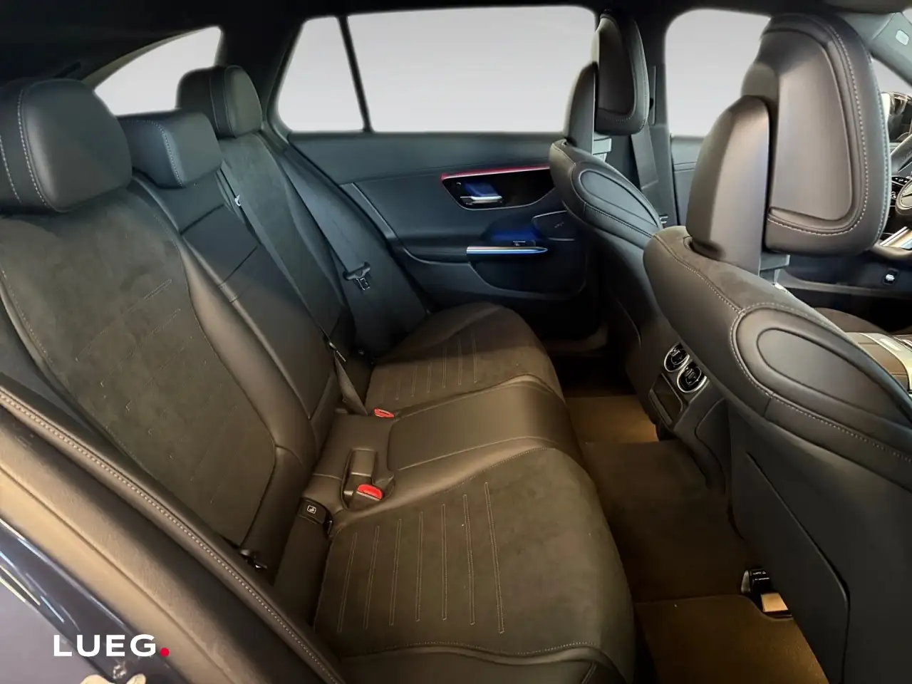 Mercedes-Benz C 220 13