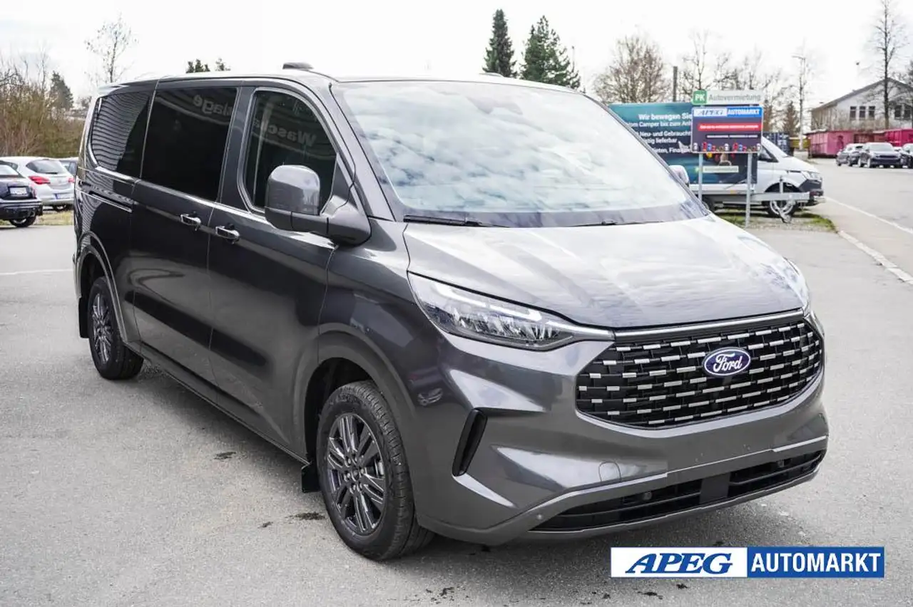 Ford Tourneo