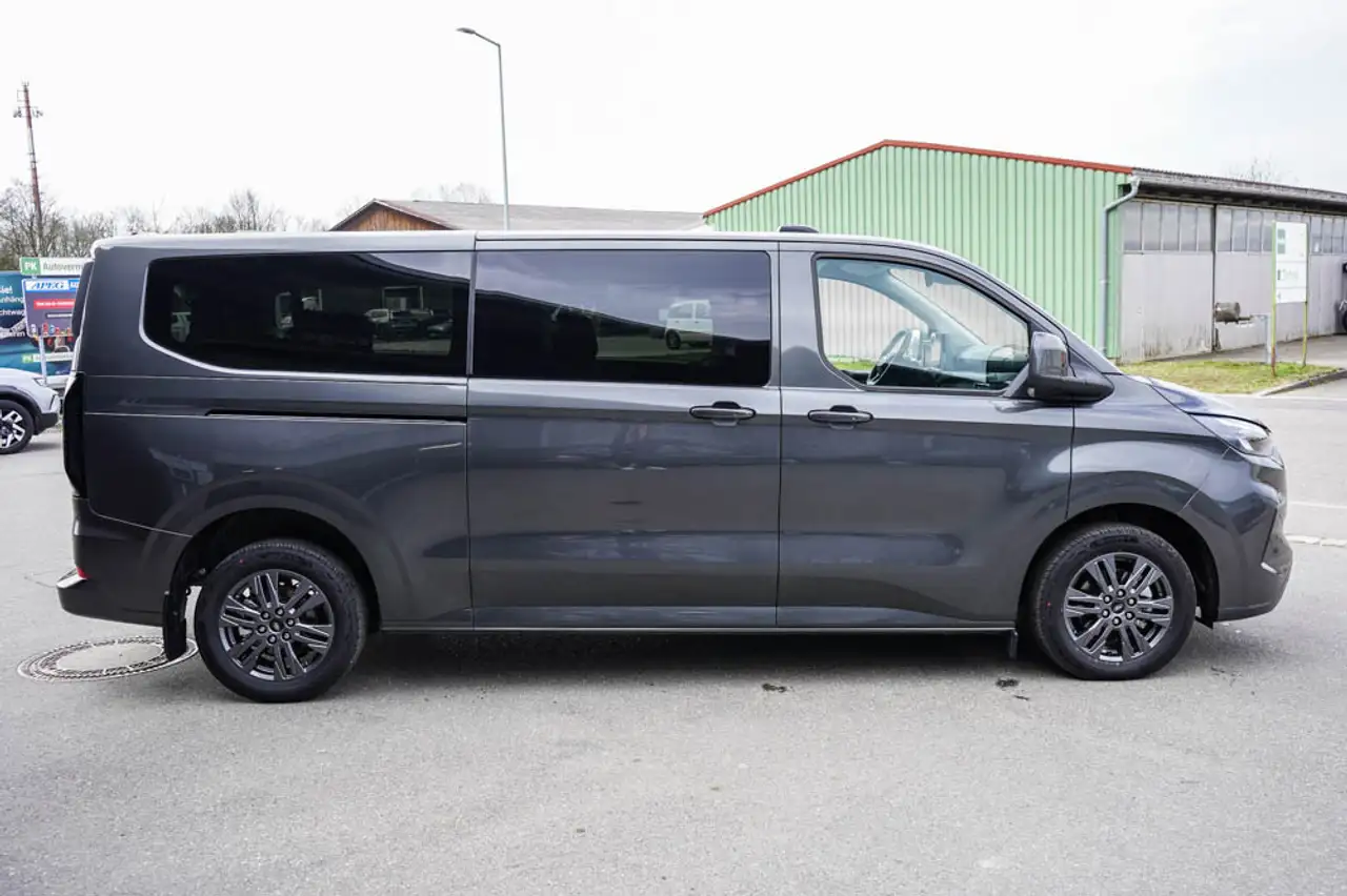 Ford Tourneo 3