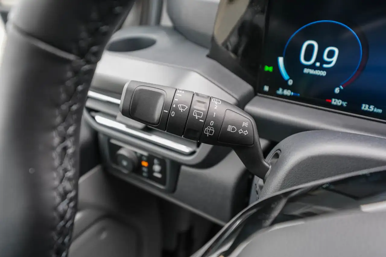 Ford Tourneo 11