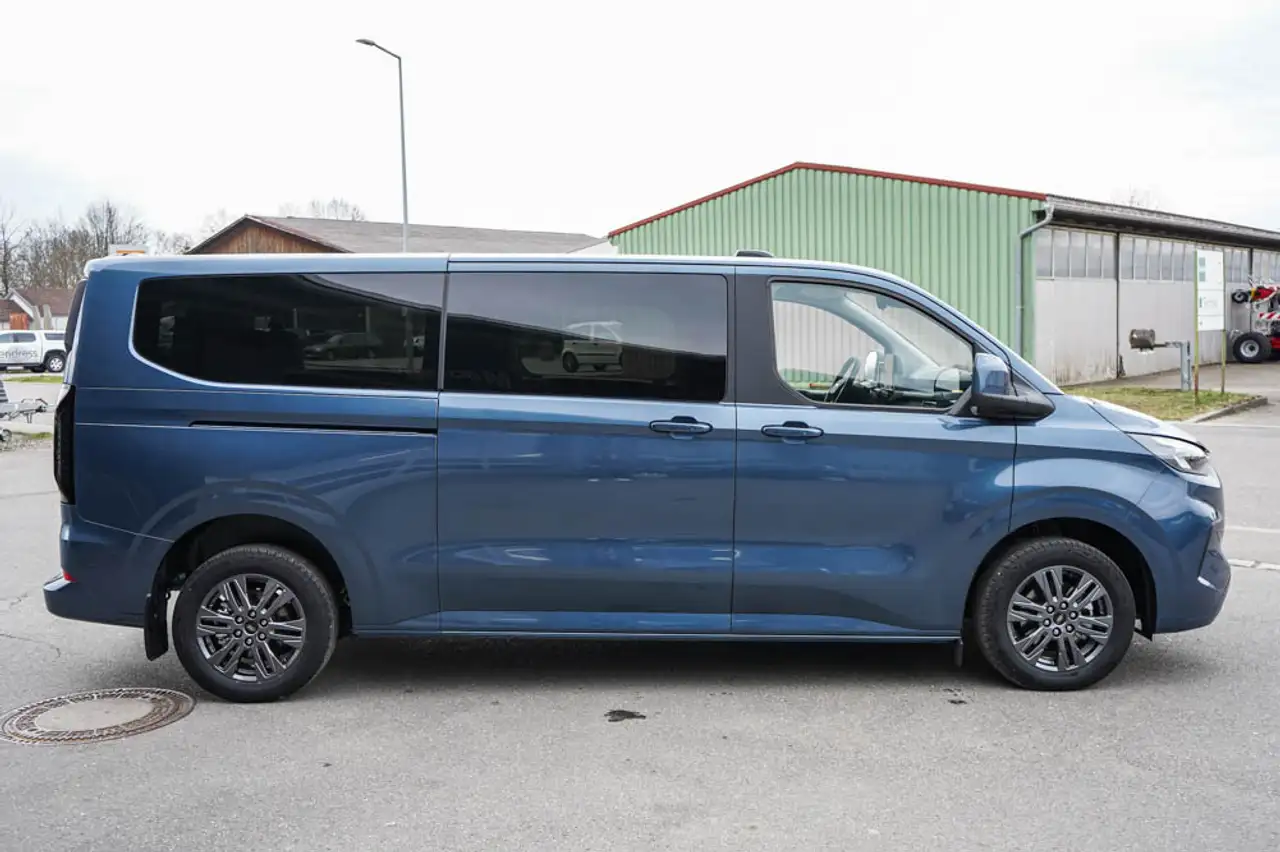 Ford Tourneo 3