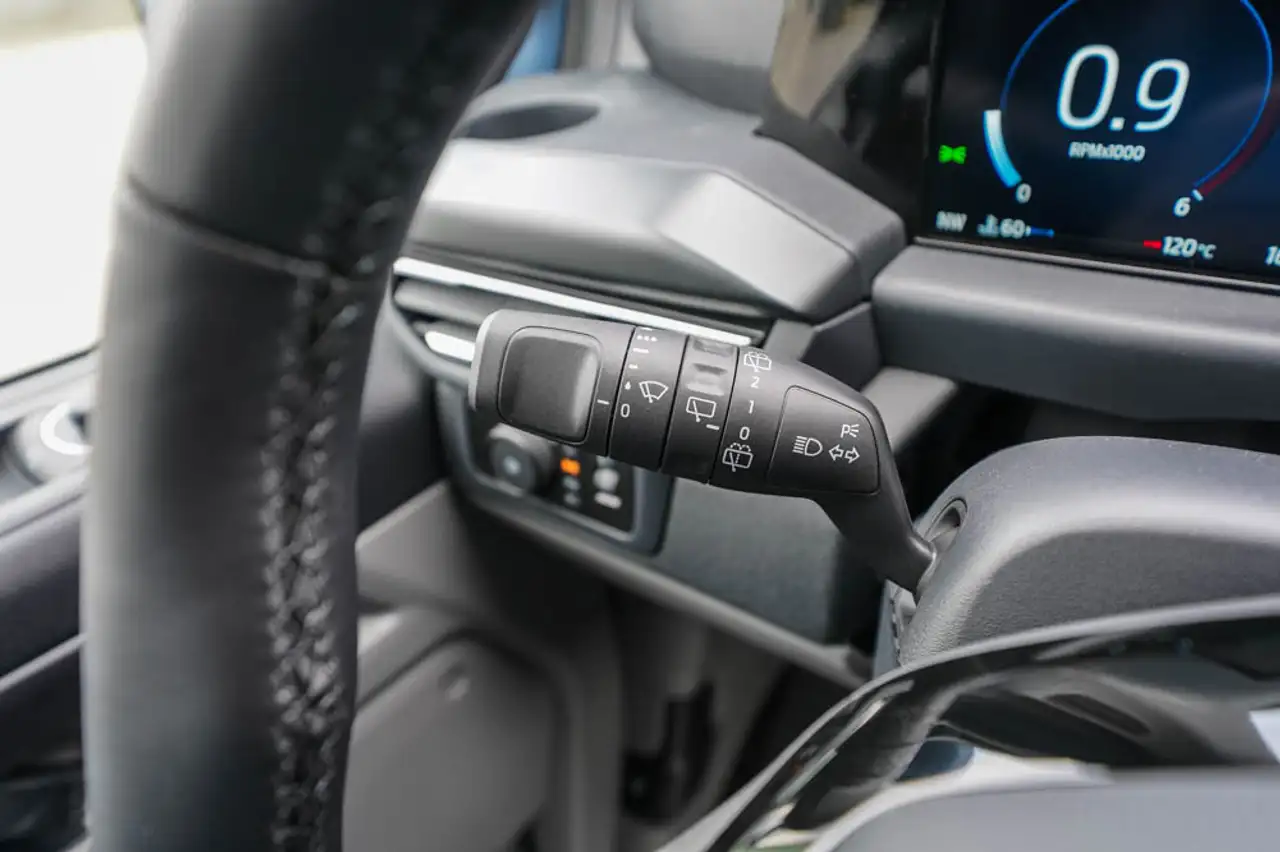 Ford Tourneo 11