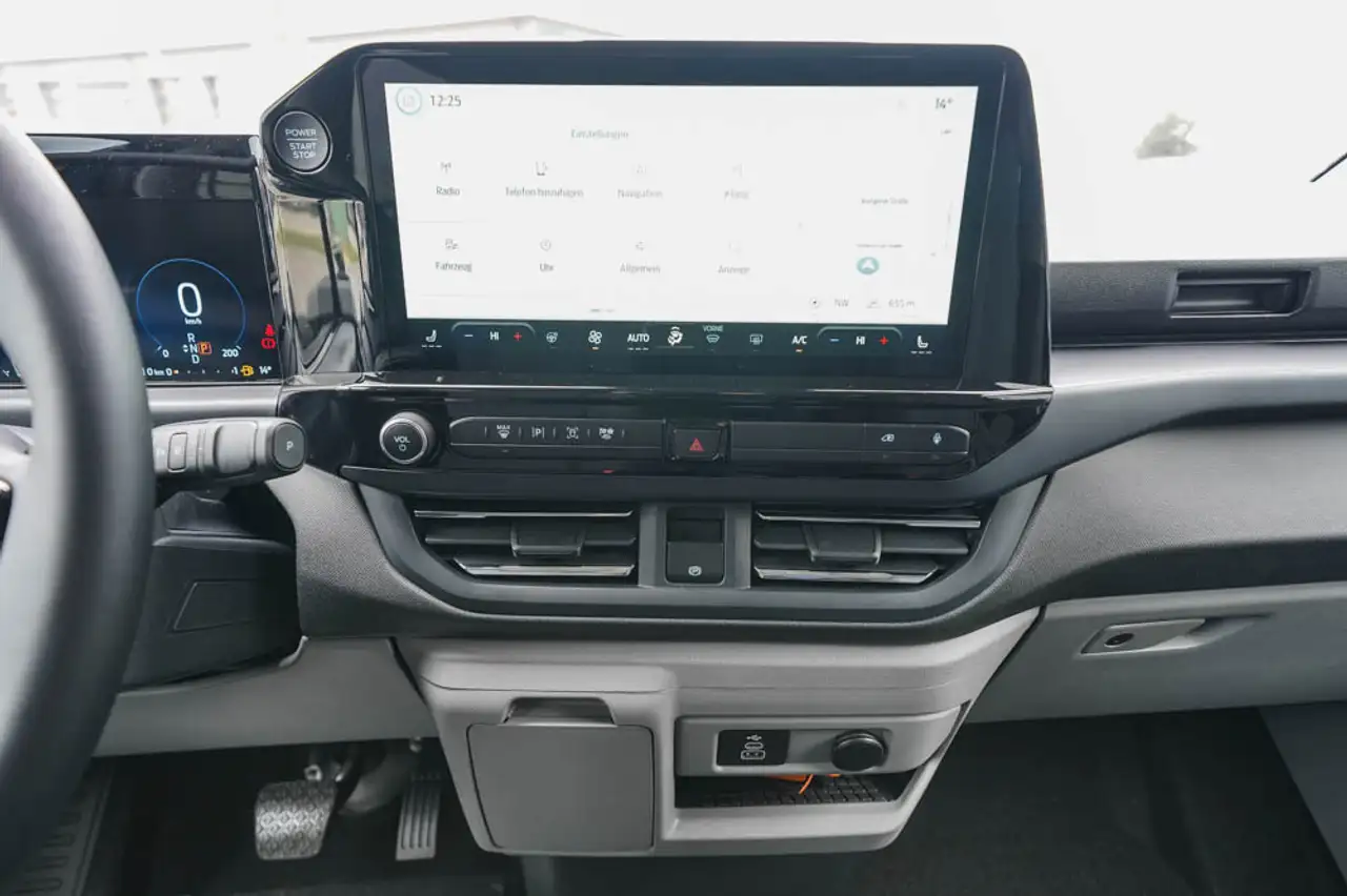 Ford Tourneo 14