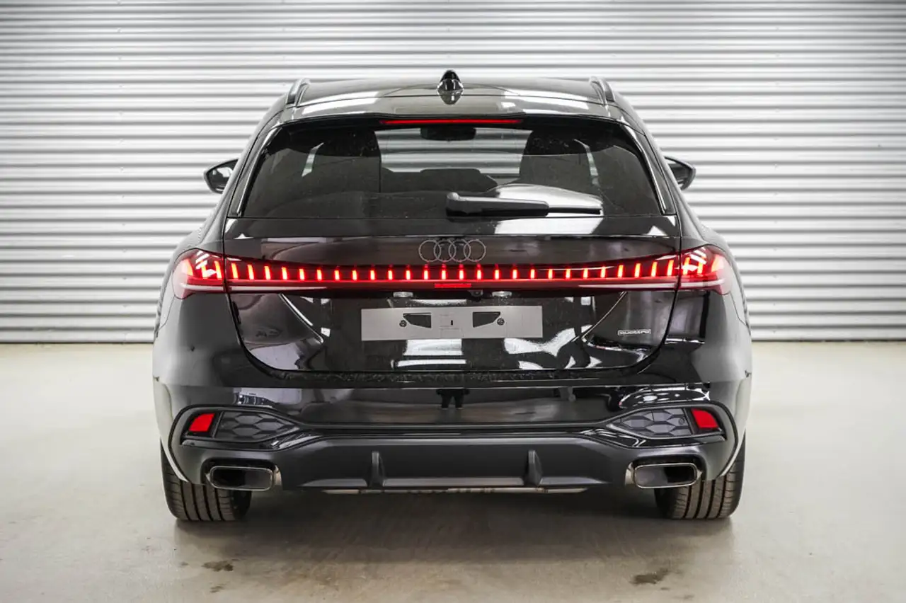 Audi A5 4