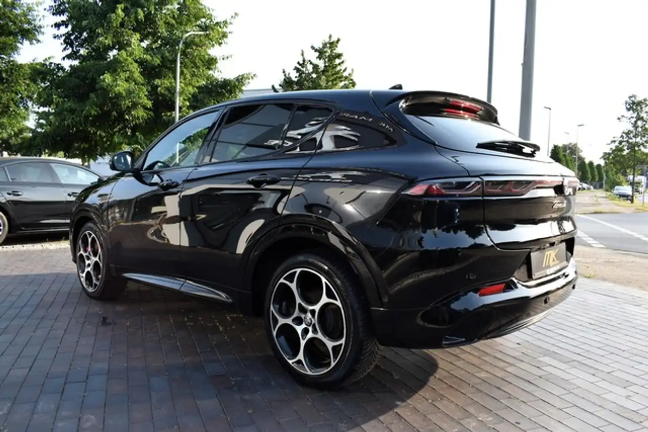 Alfa Romeo Tonale 5