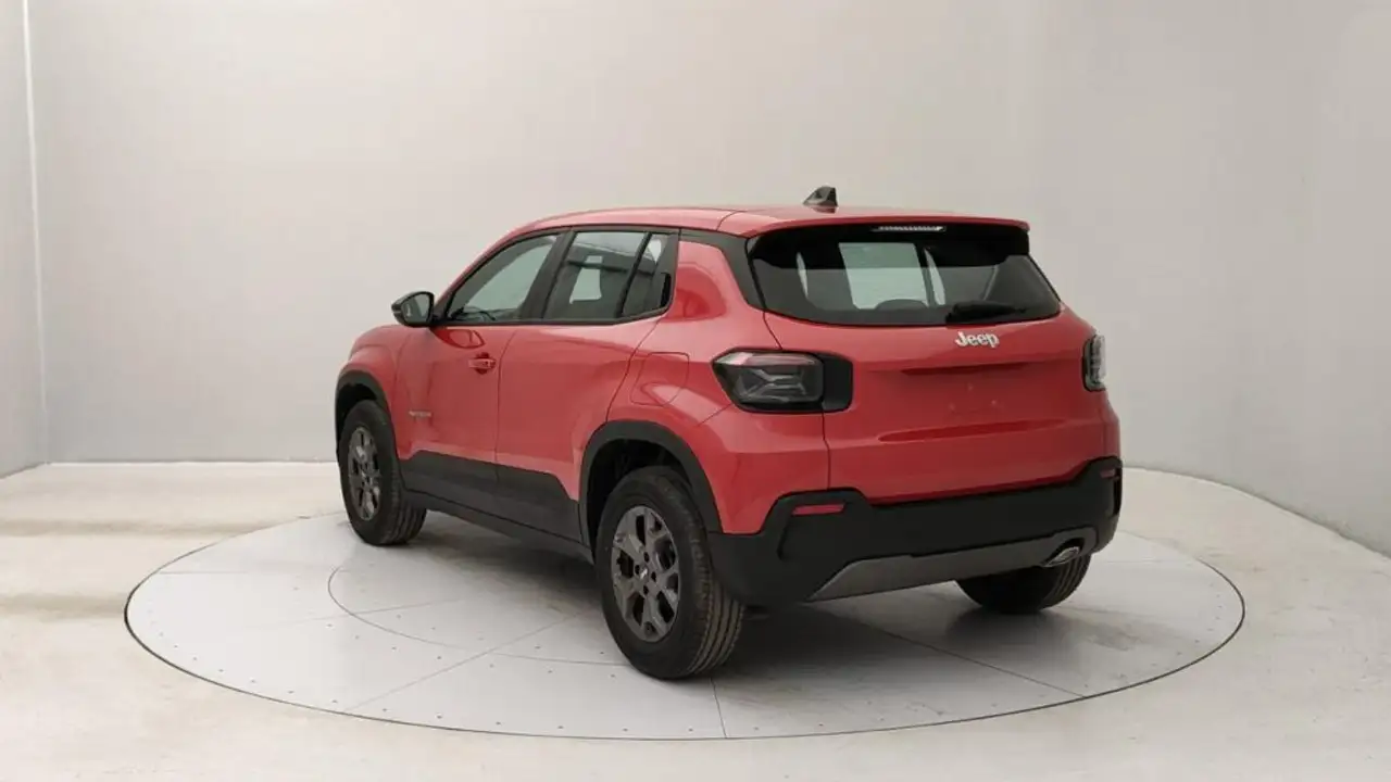 Jeep Avenger 3