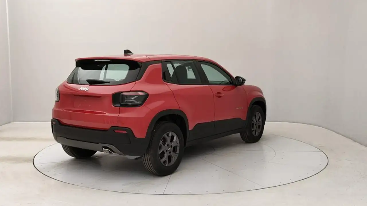 Jeep Avenger 5