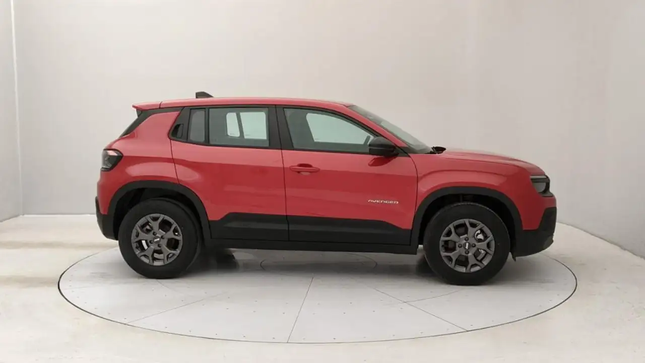 Jeep Avenger 6