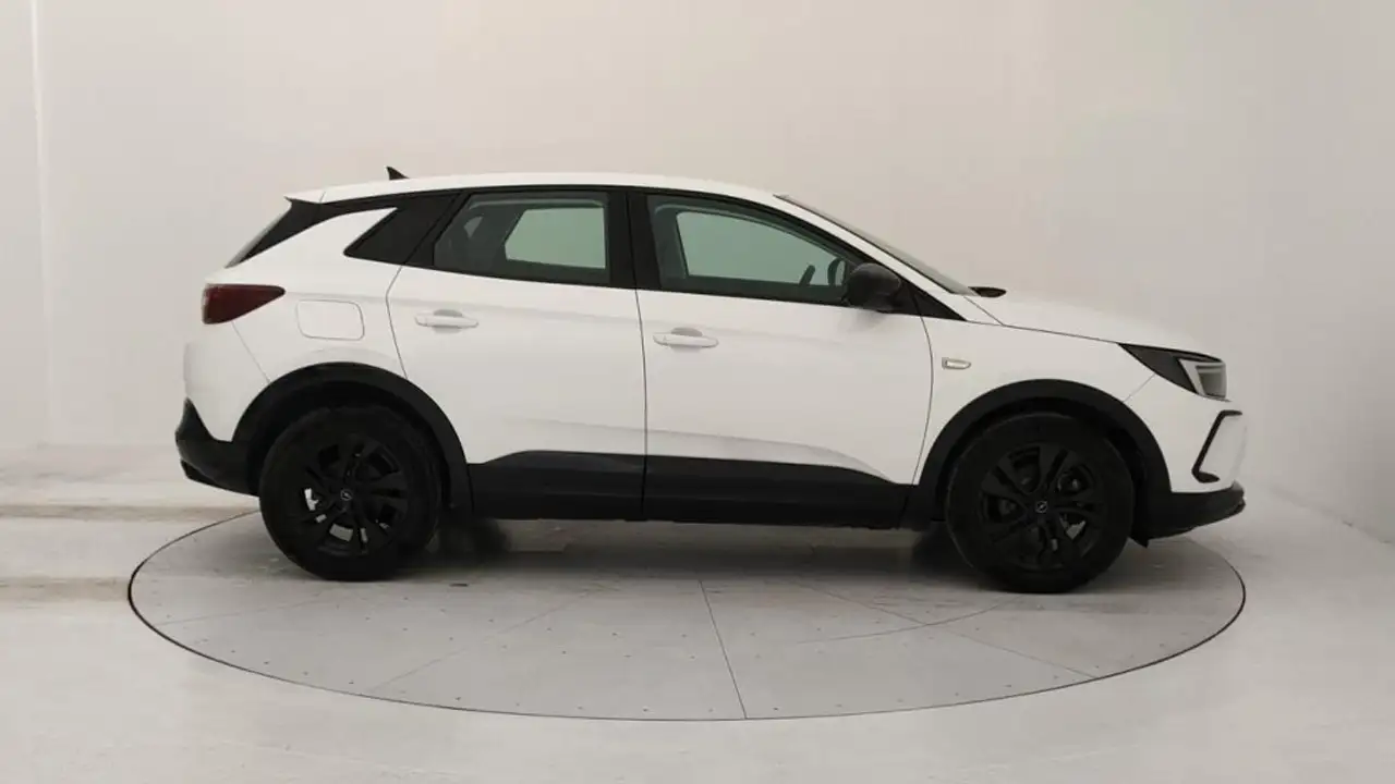 Opel Grandland 6