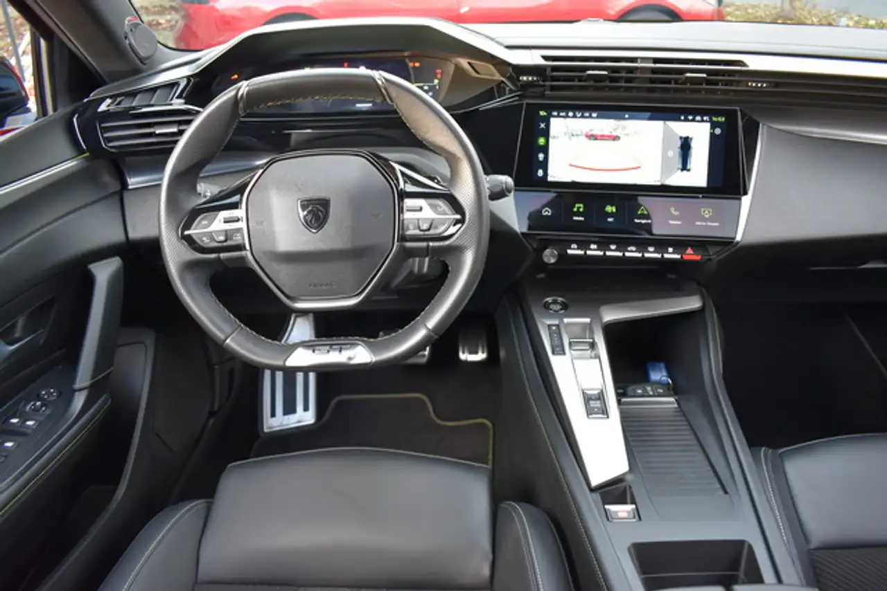 Peugeot 308 8