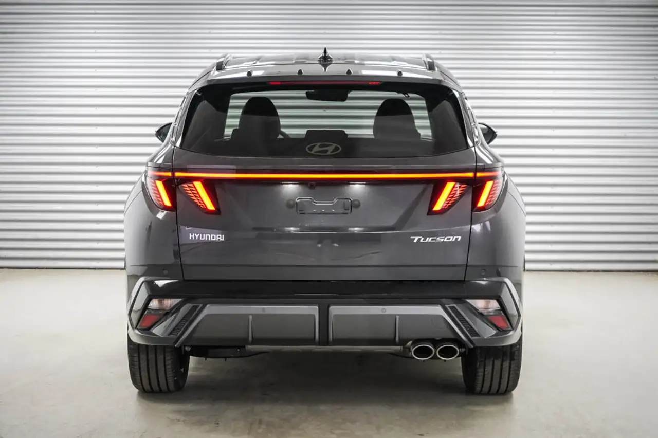 Hyundai TUCSON 4