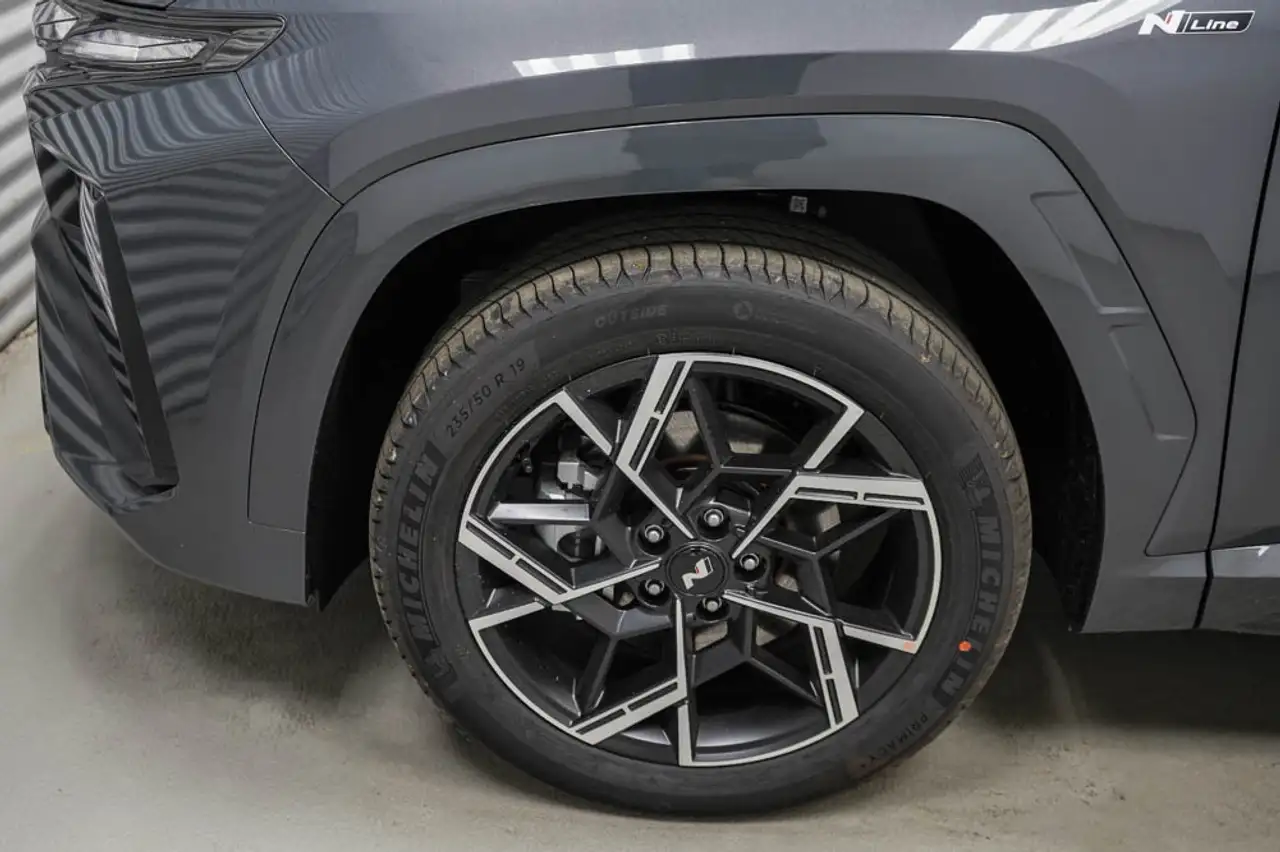 Hyundai TUCSON 5