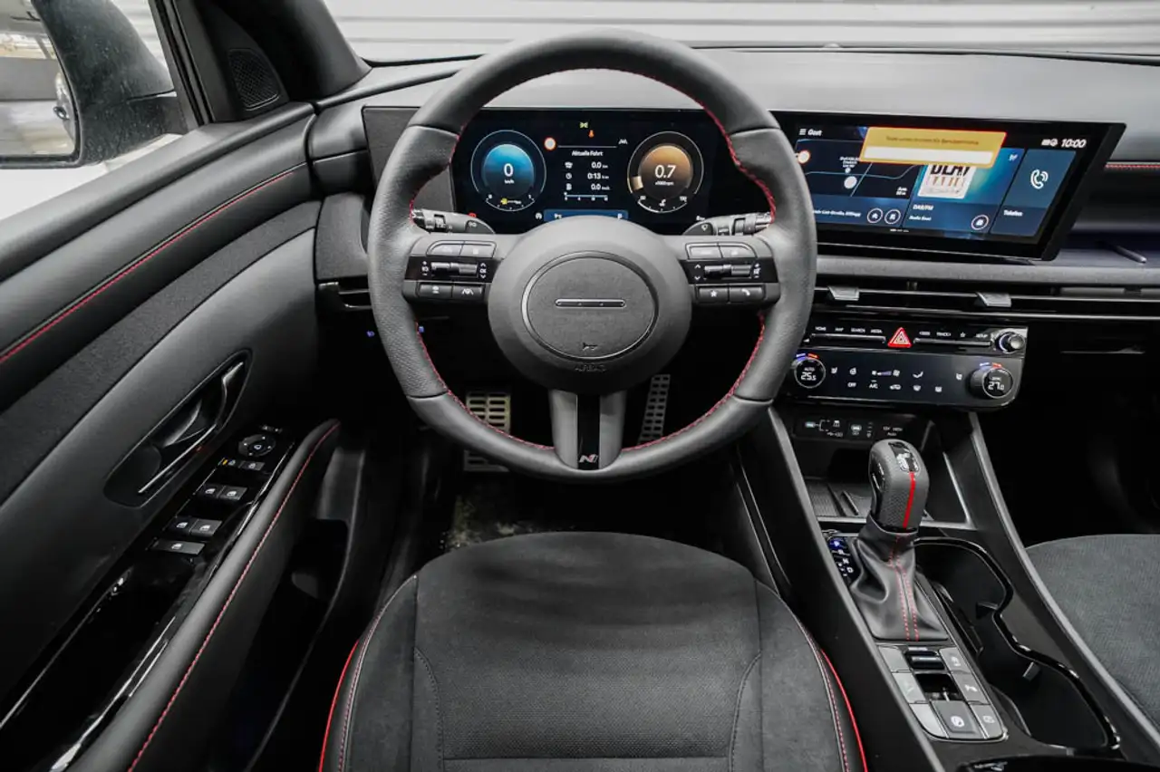 Hyundai TUCSON 8