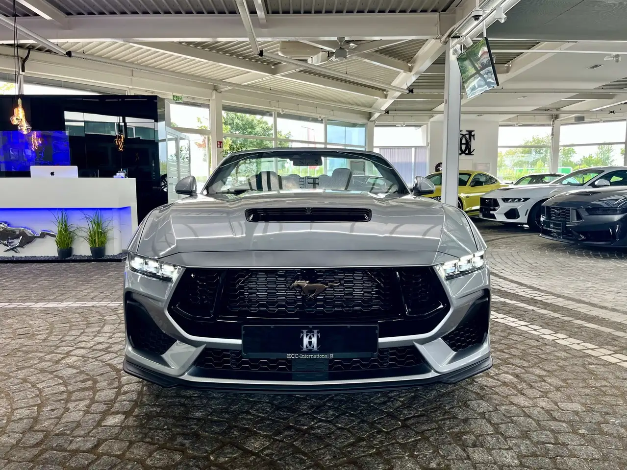 Ford Mustang 2