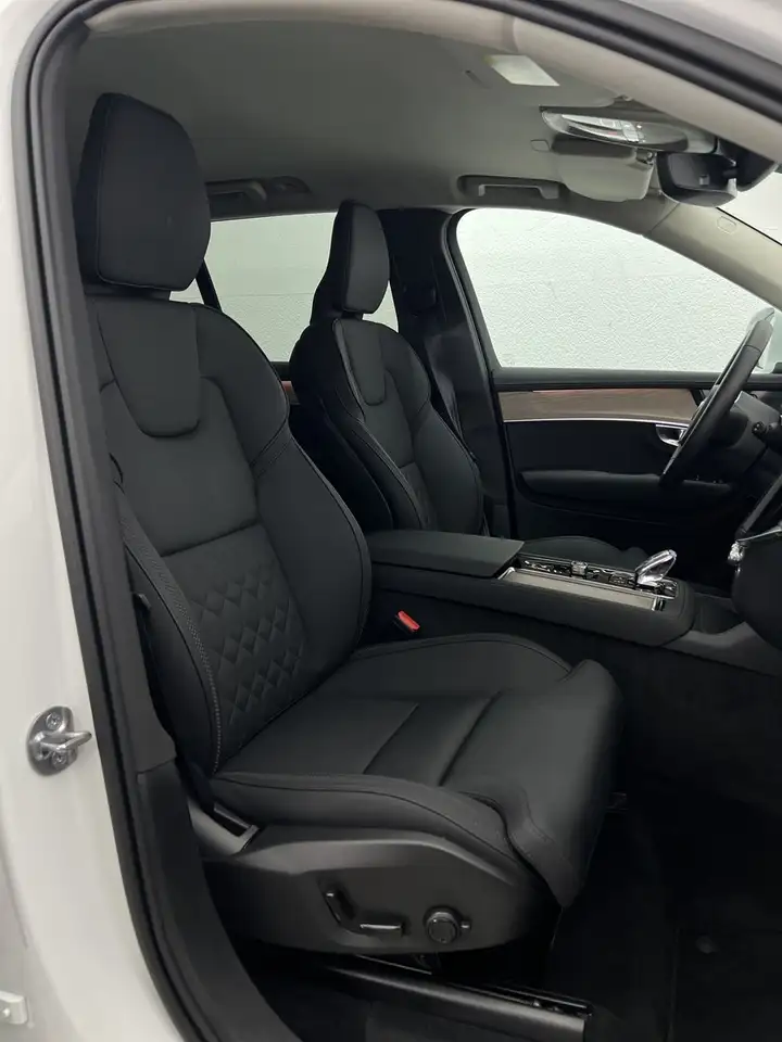 Volvo XC90 8
