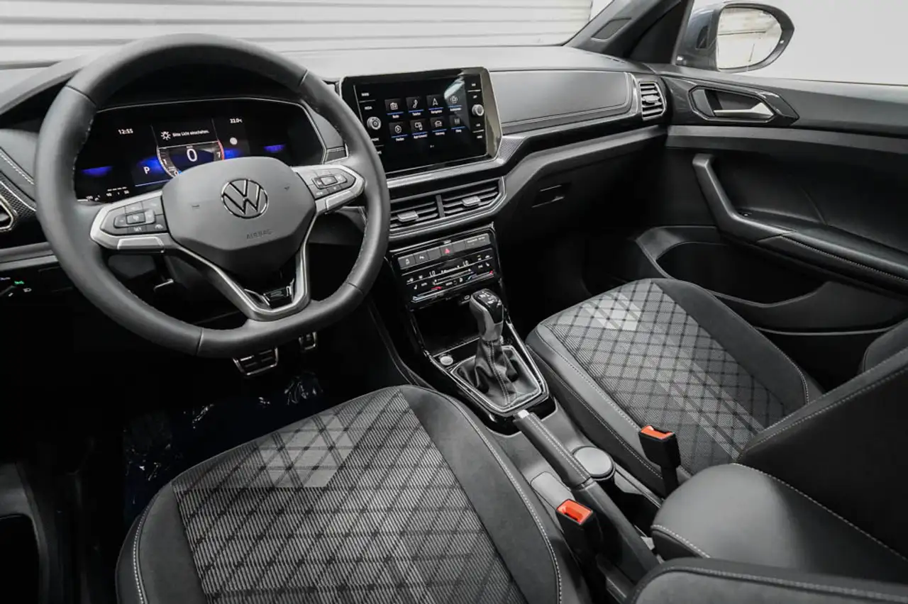 Volkswagen T-Cross 7