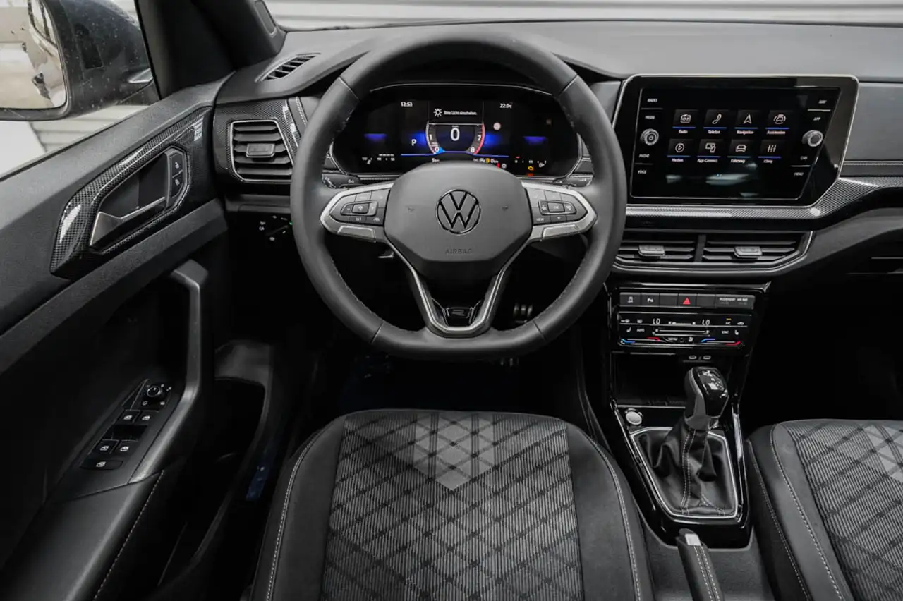 Volkswagen T-Cross 8