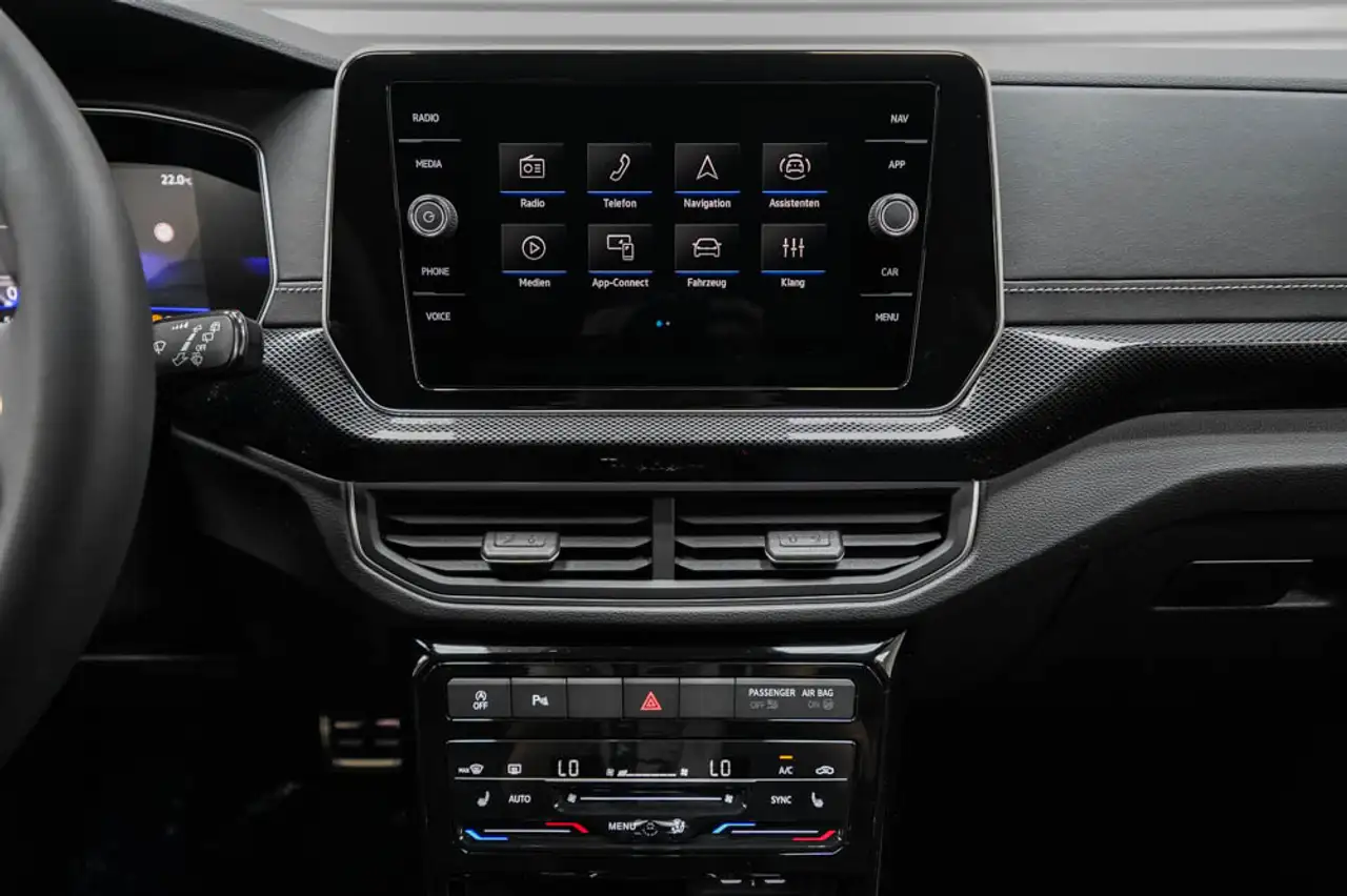 Volkswagen T-Cross 12