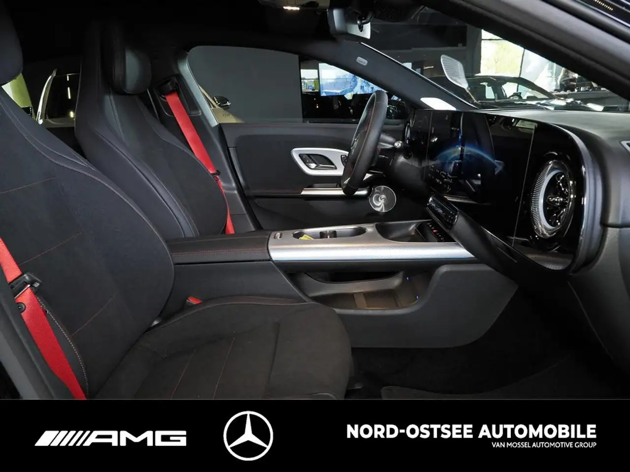 Mercedes-Benz CLA 350 12