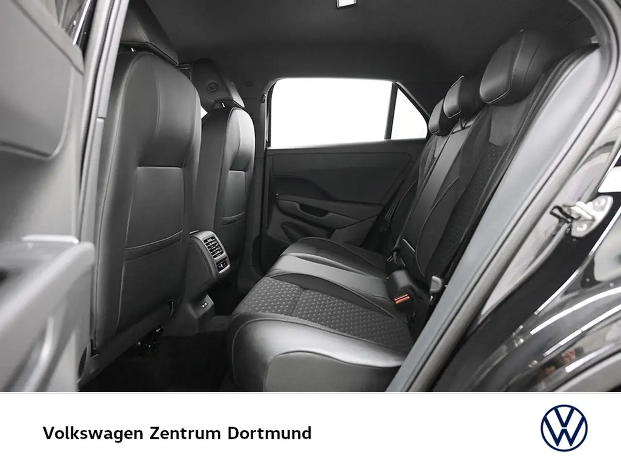 Volkswagen T-Roc 12