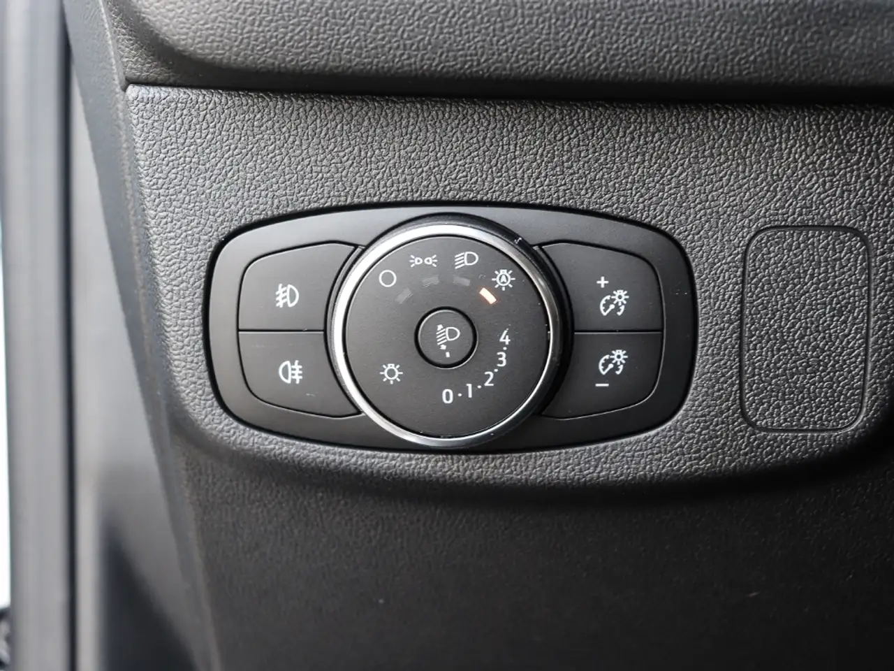 Ford Focus 11