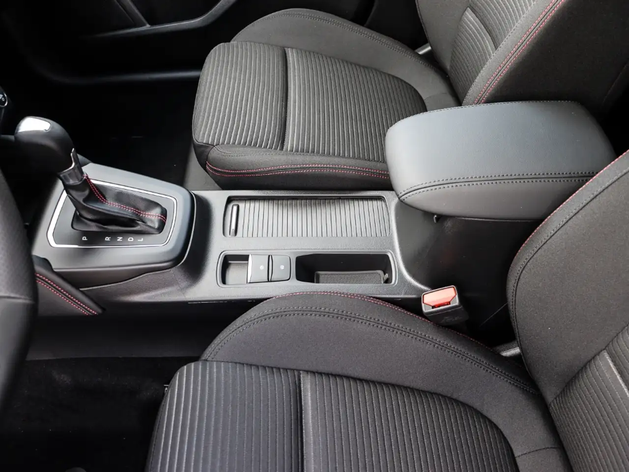 Ford Focus 13