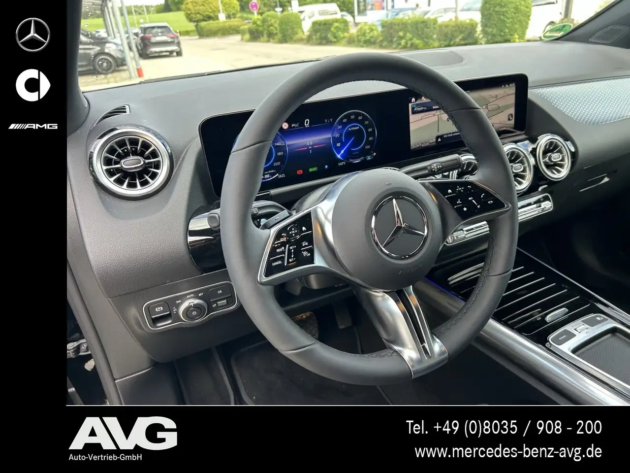 Mercedes-Benz EQA 250 10