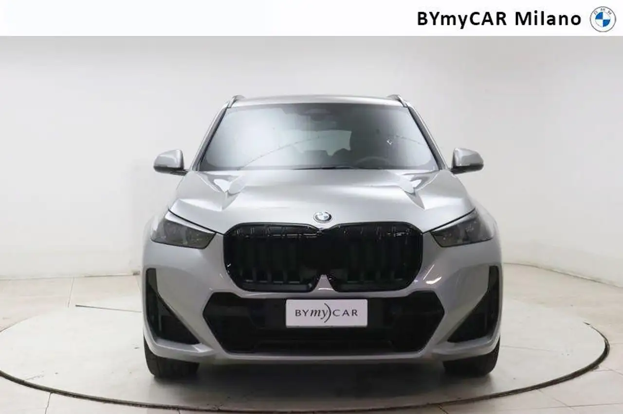 BMW X1 6