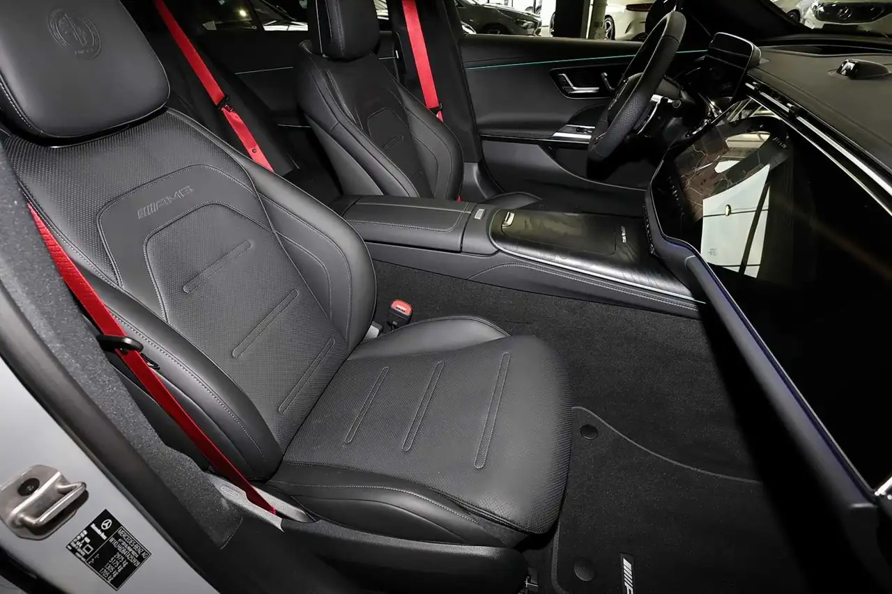 Mercedes-Benz E 53 4