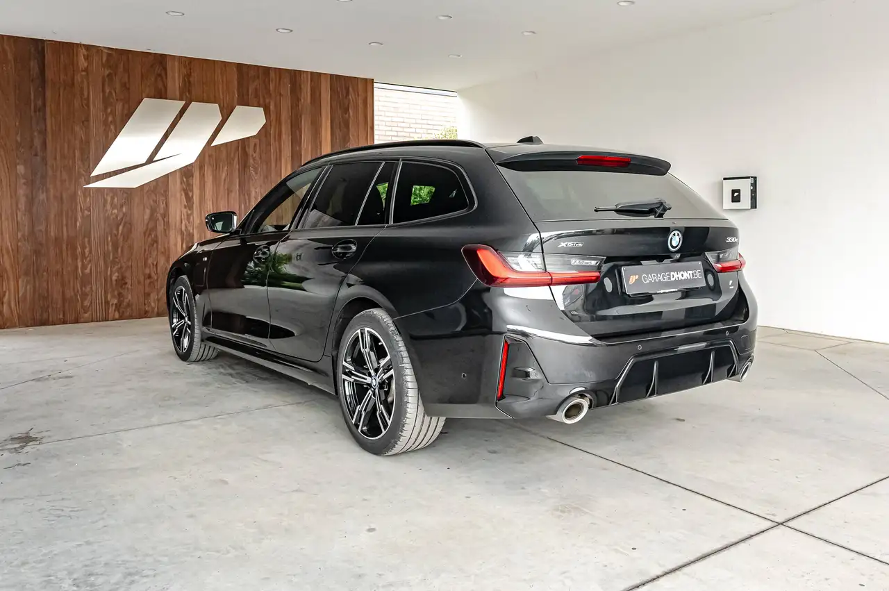 BMW 330 5