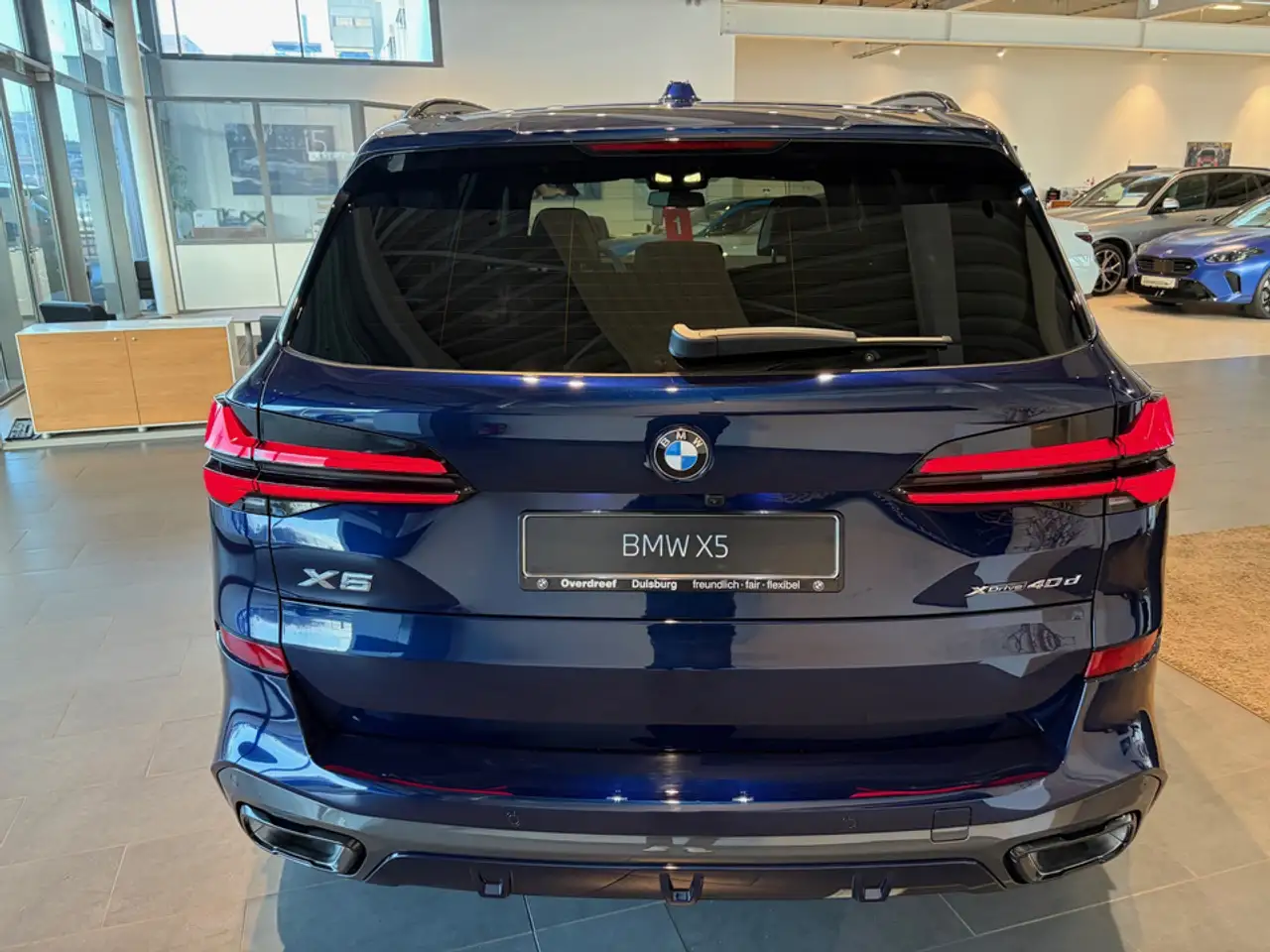 BMW X5 8